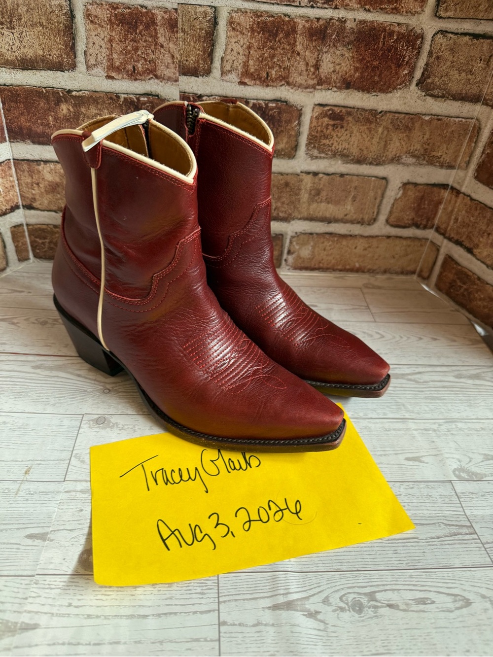 Tecovas scarlett daisy